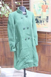 Vintage Green Boucl Wool Coat  Size S/M  Elegant & Timeless
