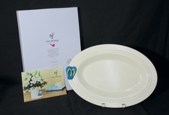 Nora Flaming Melamine Flip-Flop Oval Server