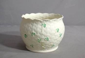 'Belleek Shamrock Pottery Planter