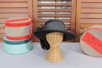 Vintage Black Wide-Brim Hat W/ Feather Accent  Classic Dress Style