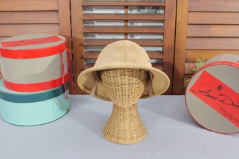 Vintage Straw Cloche Hat  Natural Tan W/ Adjustable Interior Band