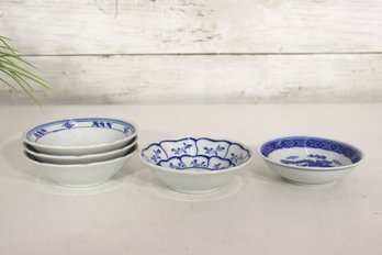 Set Of 5 Blue & White Chinese Porcelain Small Dishes  Floral & Dragon Designs