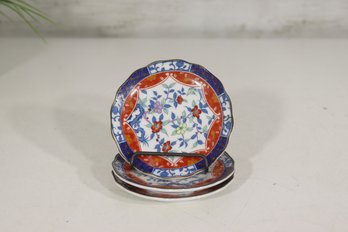 Set Of 3 Vintage Imari-Style Porcelain Dishes  3.5' Round Hand-Painted Floral Design