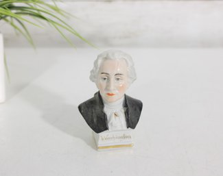 Vintage Porcelain George Washington Bust Figurine  Miniature Presidential Collectible