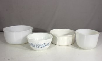 Lot Of 4 Vintage Corning Ware & Pyrex Mixing & Baking Bowls  White & Blue Floral
