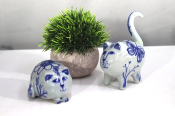 Hand-Painted Blue & White Ceramic Cat Figurines  Set Of 2