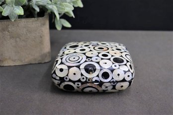 R & Y Augousti Paris Lacquer And Abalone Shell Circle Pattern Jewelry Box