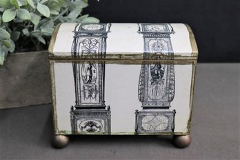 Good Decorative English Style Ball Footed Miniature Chest