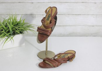 #58-Gucci Woven Leather Flat Sandals  Size 35.5  Brown  Made In Italy  Designer Shoes