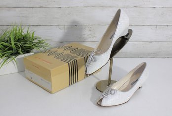 #59-Miguel Hernandez White Textured Leather Pumps  Womens Size 8  Low Heel  Made In Spain