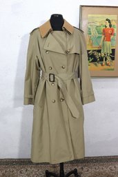 Brooks Brothers Womens Classic Trench Coat  Size 14 Petite, Khaki Tan With Wool Liner