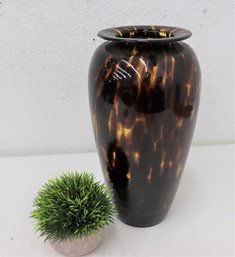 Splendid Tortoise Shell Pattern Glass Amphora Shaped Vase