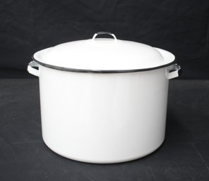 'Vintage White Enamel Stock Pot With Lid - 7.5'H X 12' Round'