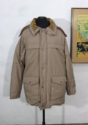 Vintage Field & Stream Great Outdoors Mens Winter Coat  Size Large  Tan Hooded Insulated Jacket