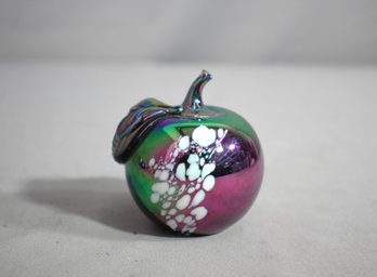 Vintage Peles Glass Hawaii Iridescent Carnival Apple Paperweight Figurine