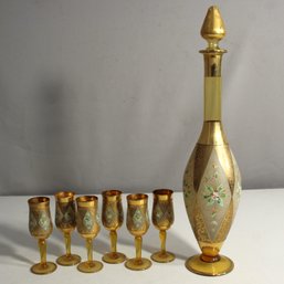 Vintage Bohemian-Style Gold Gilded Decanter With Six Glasses - Floral Pattern