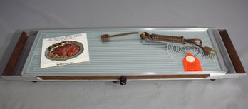 New (Never Used) Vintage Salton H-125 Fiesta Automatic Food Warmer-(22.5'x 7.5')
