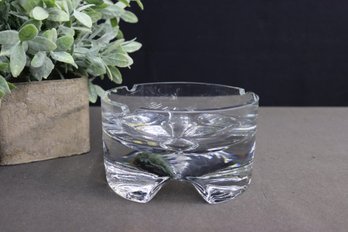 Art Glass Crystal Pinweel Pedestal Base Ash Tray
