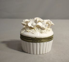 White Porcelain Vanity Box With Floral Lid