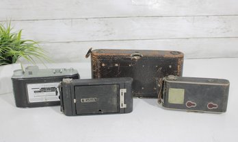 Group Lot Vintage Folding Pocket Cameras  Kodak, Agfa, Ansco & More  For Parts/Repair