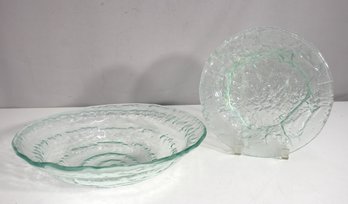 Set Of 2 Textured Clear Glass Bowls  10' & 13' Round