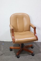 Vintage-Style Executive Office Chair  Leather & Wood