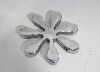 Vintage Pewter Parlor Daisy Trivet  Made In Mexico, 6'W