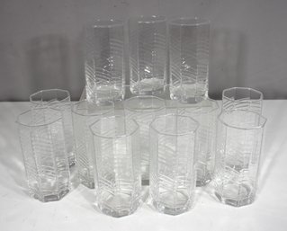 Set Of 12 Vintage 6' Crystal Tumblers With Etched Design