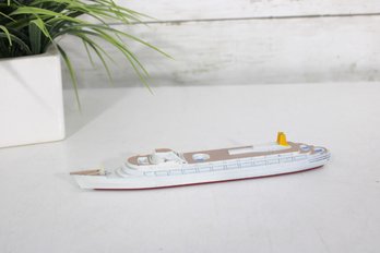 Vintage Ocean Liner SS Canberra Cruise Ship  Diecast Metal Waterline Ship  8' Long