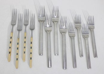 Mixed Lot Vintage Forks  Stainless & Decorative Handle Flatware