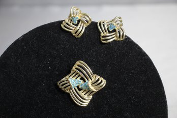#22--Vintage 3-Piece Set: Earrings And Matching Pin With Blue Rhinestones