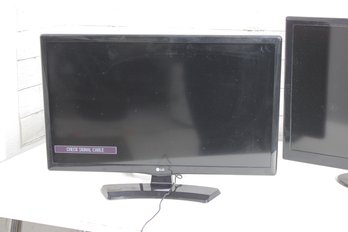 LG & Samsung Flat Screen TV Lot W/ Remote  HDMI LCD Monitors Televisions Bundle( One LG Control)