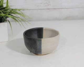 Handcrafted Studio Pottery Bowl  Two-Tone Glaze  Rustic Ceramic  3 X 5'