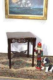 Exquisite Mahogany Baker Furniture Drop Leaf Side Table