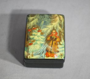 Enchanting Russian Lacquer Miniature Box - Winter's Tale'