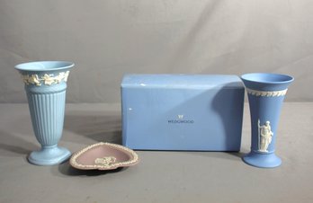 Wedgwood Jasperware Vase Trio And Trinket Dish Set'