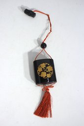 Antique Japanese Lacquer Inro With Gold Makie Mon Crest  Edo Style  With Ojime & Tassel