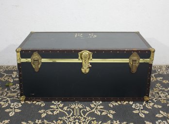 Vintage Military-Style Storage Trunk With Monogram And Original Key - 'RS'