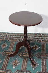 Vintage Bombay Company Round Pedestal Side Table - Mahogany Finish