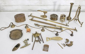 Vintage Brass & Metal Miscellaneous Lot  Mixed Decorative & Hardware Items  Group Lot