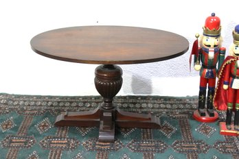 Antique Mahogany Round Pedestal Table With Fluted Base