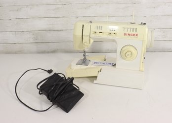 Vintage Singer Sewing Machine W/ Foot Pedal  Untested  As Is