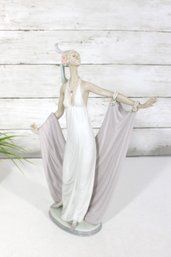 Lladro Porcelain Figurine Elegant Lady With Flowing Dress & Feather Headpiece  13' Tall   Has Losses