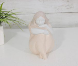 Lladro Sun Girl Sitting Porcelain Figurine  Made In Spain  6.5' Tall
