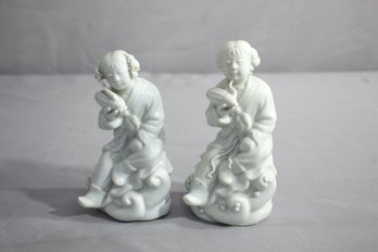 Antique Chinese Blanc De Chine/Dehua Porcelain Figurine
