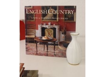 BOOK/Int-Ext Design -  English Country, England's Private Houses By Seebohm & Sykes, 1987