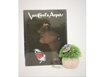 Van Cleef & Arpels Book French Book Editions Paris