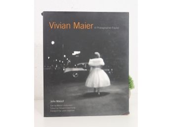Street Genius - Vivian Maier, A Photographer Found - Color & B/W Image Collection, John Maloof