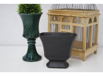 Vintage Hull 416-USA Planter And McCoy Floraline USA 453 Pedestal Vase (Birdcage NOT In Lot)