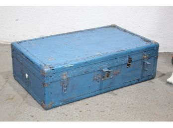 Vintage Periwinkle Travelling Cabin Trunk